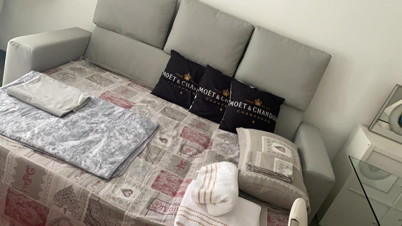 Decoluxe !Apartamento Con 1 Camera Da Letto , In Zona San Paolo , Via Martiniana Турин Экстерьер фото