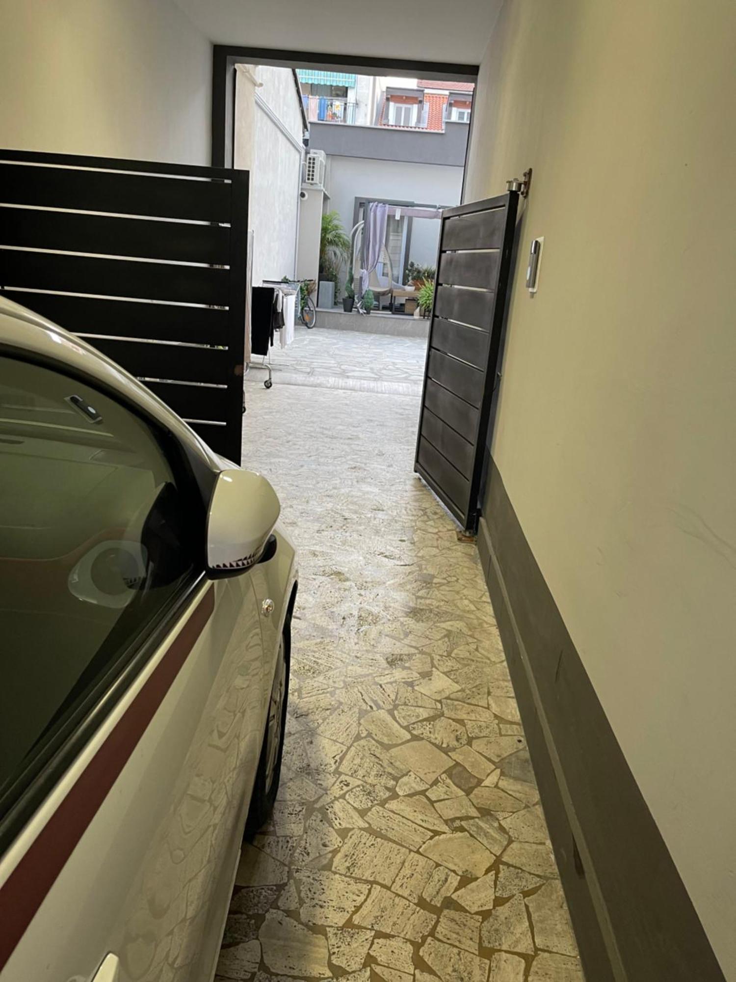 Decoluxe !Apartamento Con 1 Camera Da Letto , In Zona San Paolo , Via Martiniana Турин Экстерьер фото